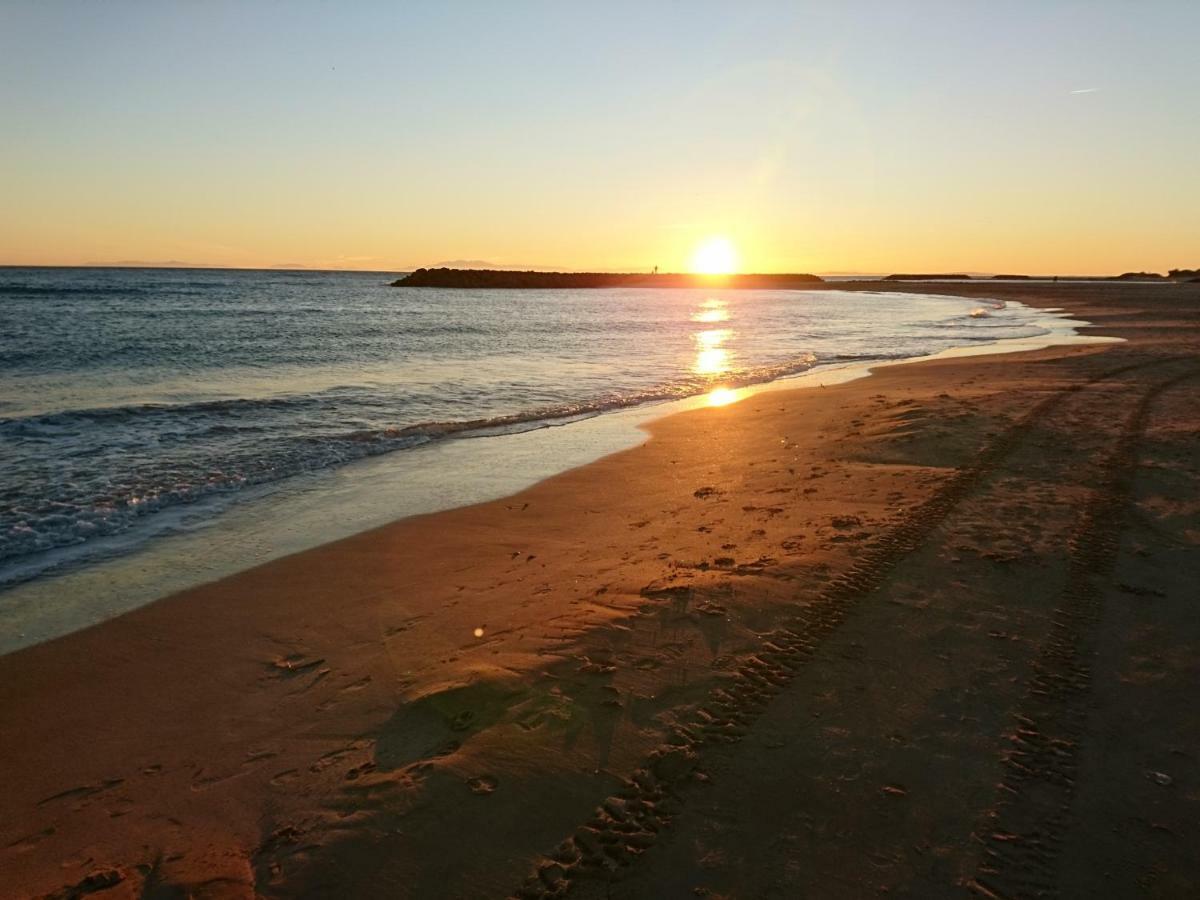 Résidence Aquaplage 45m2 front de mer plage Richelieu Agde Exterior foto
